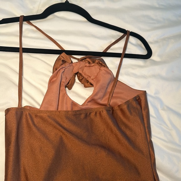 Copper Floor Length Dress/Gown with front flower detail size M - Picture 6 of 6